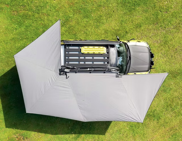 Markýza s příslušenstvím